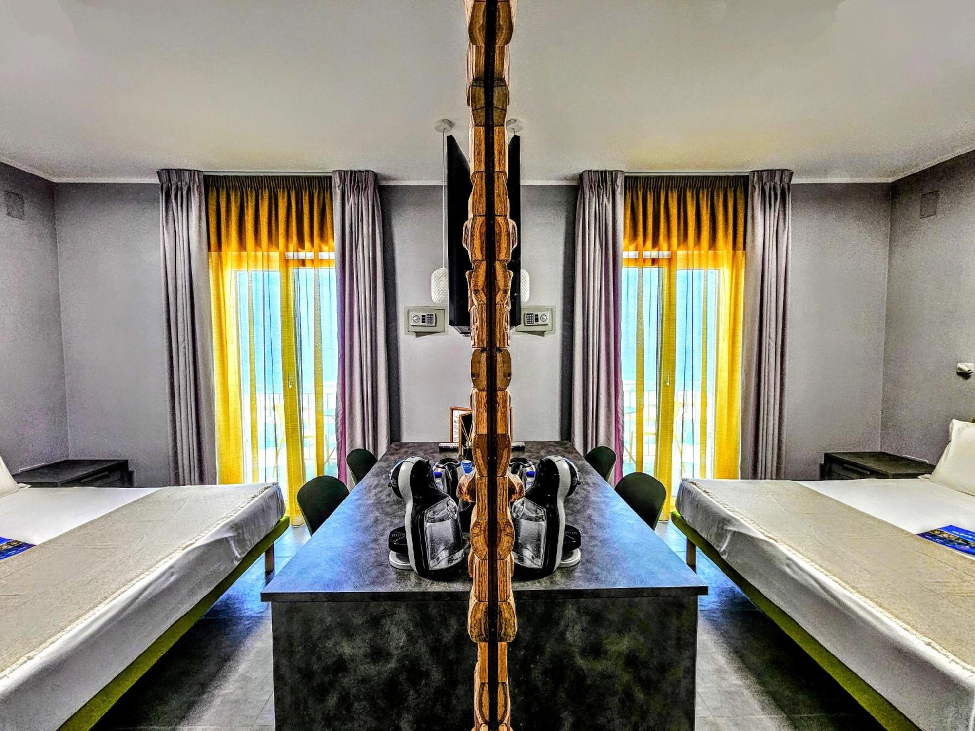 A Casa Di Alessandra - Rooms Castellabate Bagian luar foto